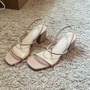 Nude/tan Marc Fisher heeled sandals size 6.5